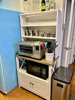 microwave, toaster oven-airfryer