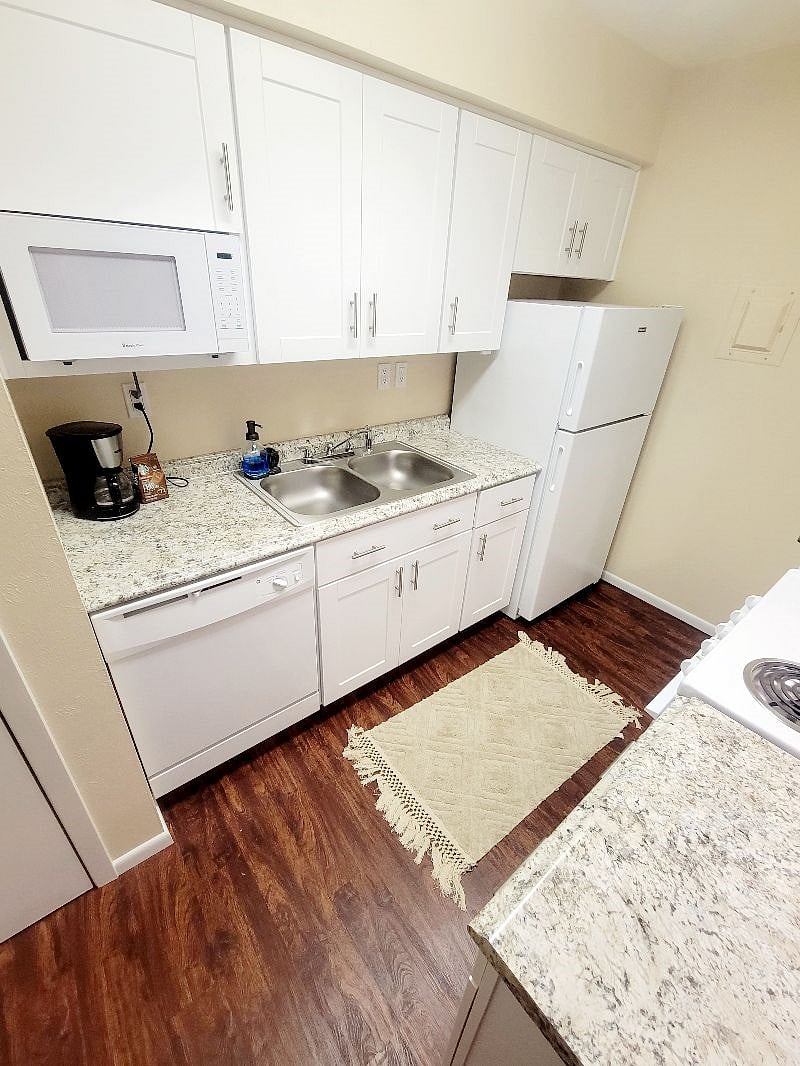 Furnished Finder property 390032_1 photo 4
