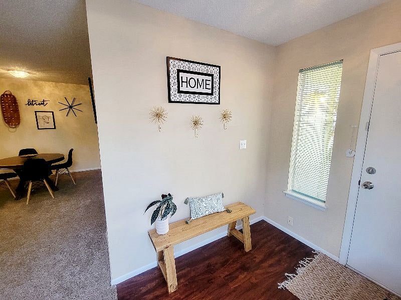 Furnished Finder property 390032_1 photo 3