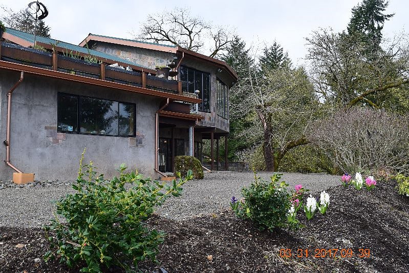 Furnished Finder property 390052_1 photo 9