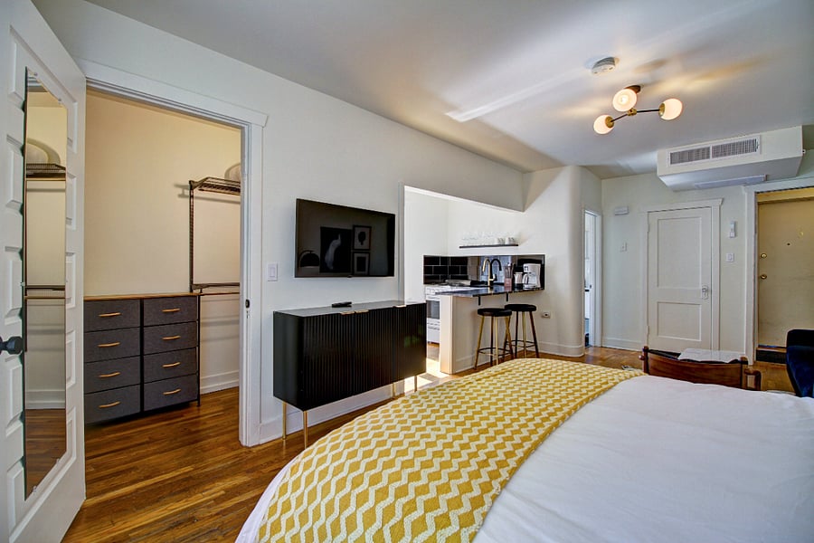 Furnished Finder property 390091_3 photo 3