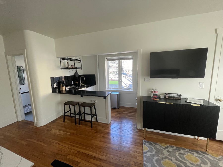 Furnished Finder property 390091_4 photo 4