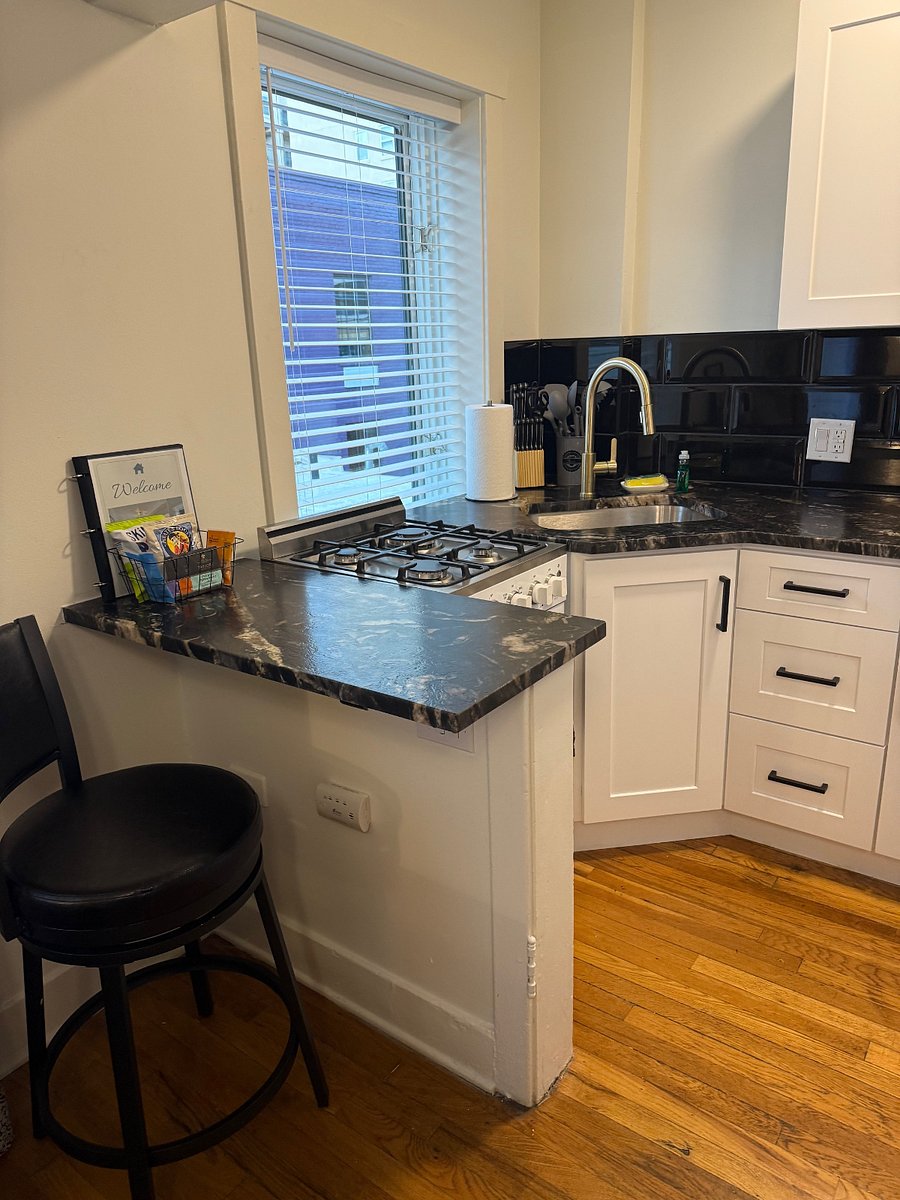 Furnished Finder property 390091_5 photo 9