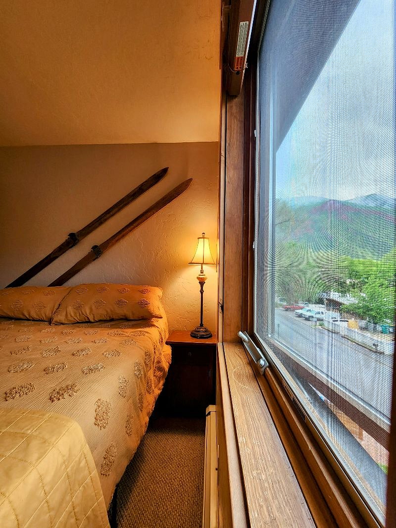 Furnished Finder property 390092_1 photo 2