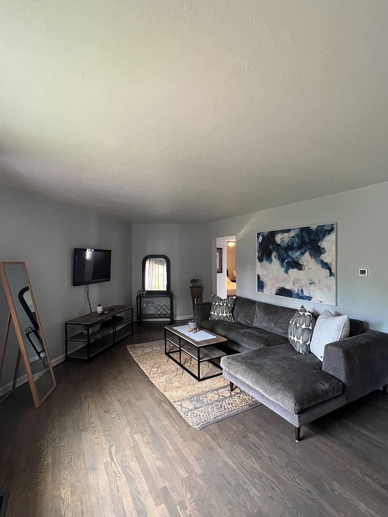 Furnished Finder property 390116_1 photo 4