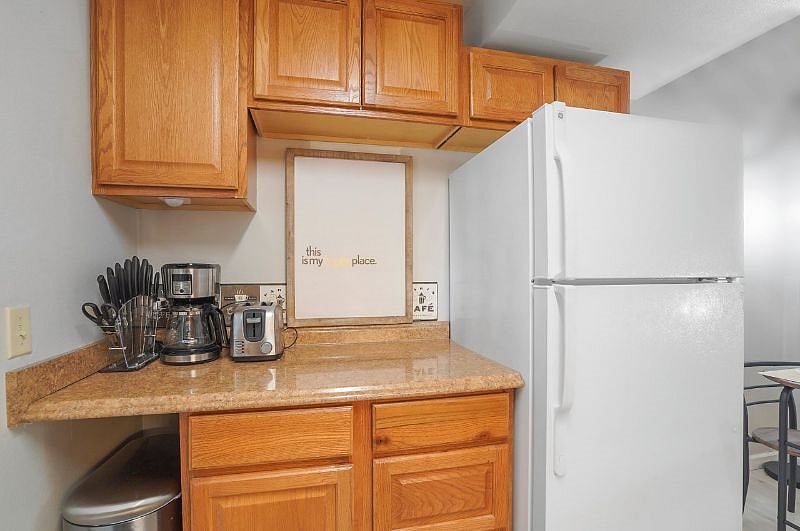 Furnished Finder property 390127_1 photo 6