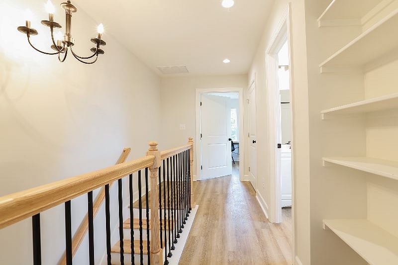 Furnished Finder property 390137_1 photo 9