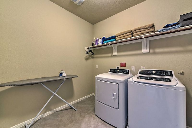 Furnished Finder property 390188_1 photo 3