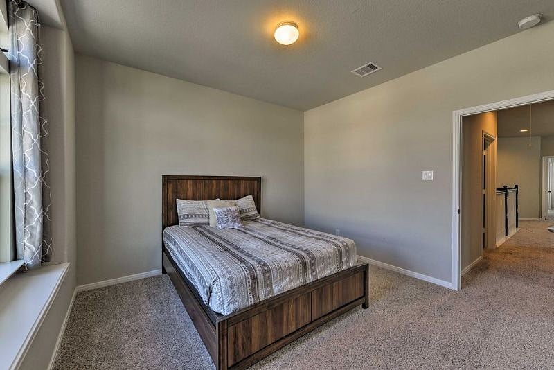 Furnished Finder property 390188_1 photo 13