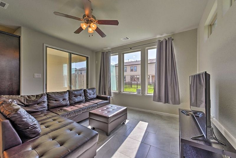 Furnished Finder property 390188_1 photo 15