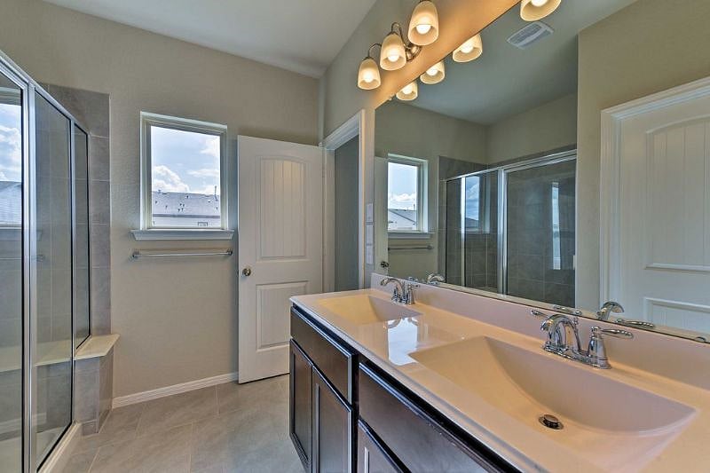 Furnished Finder property 390188_1 photo 24