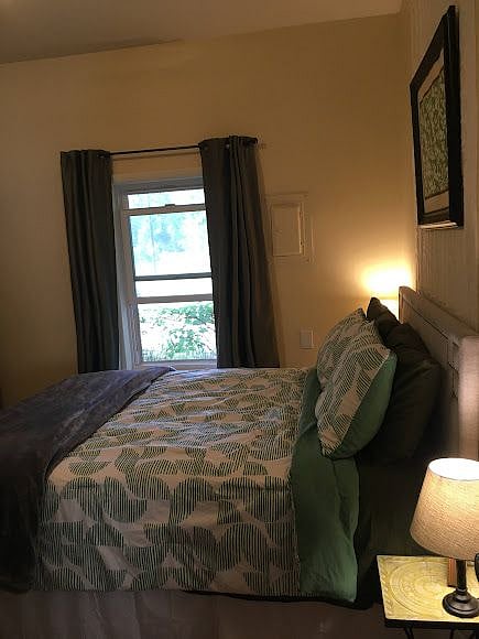Furnished Finder property 390206_1 photo 7
