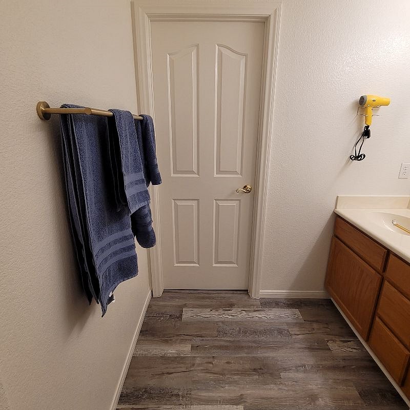 Furnished Finder property 390340_1 photo 21