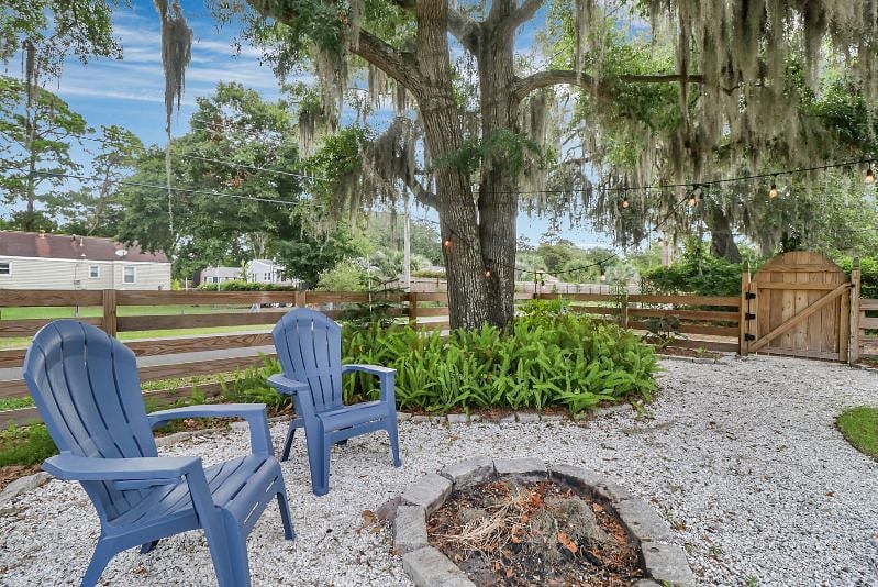 Furnished Finder property 390384_2 photo 22