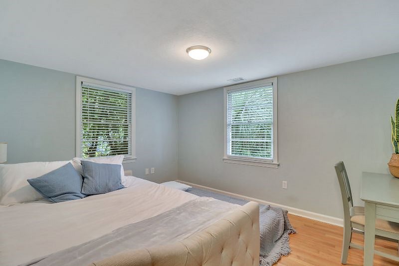 Furnished Finder property 390384_2 photo 18