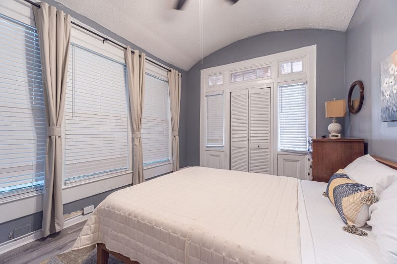 Furnished Finder property 390431_1 photo 10