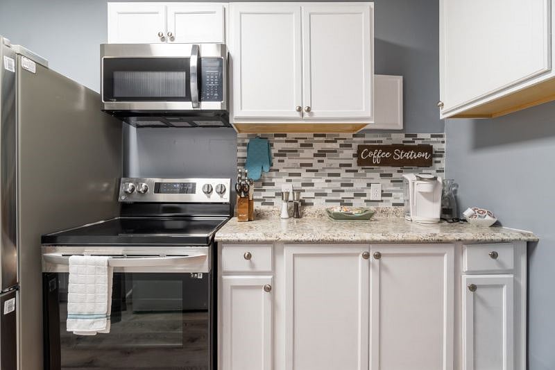 Furnished Finder property 390431_1 photo 11