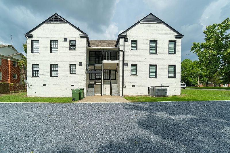 Furnished Finder property 390432_1 photo 15