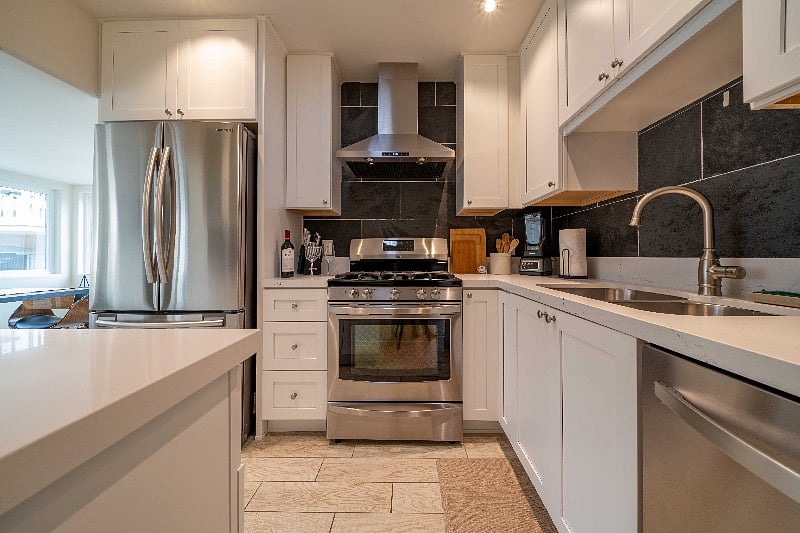Furnished Finder property 390461_1 photo 30