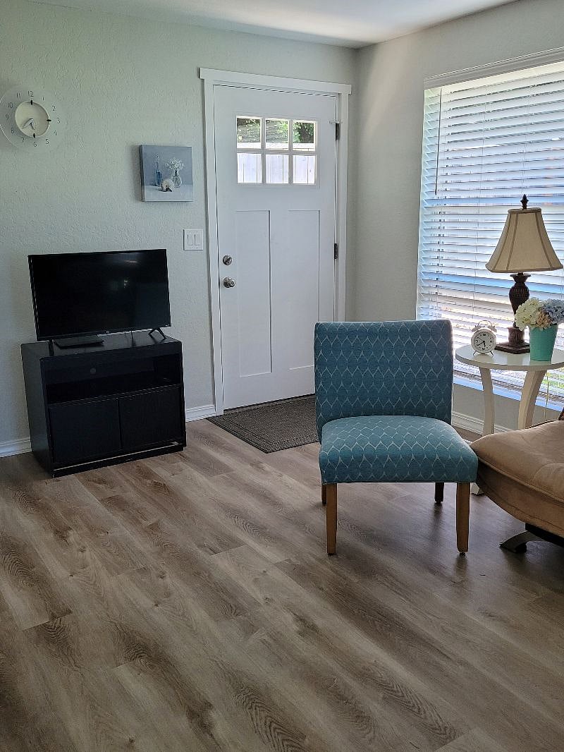 Furnished Finder property 390521_1 photo 4