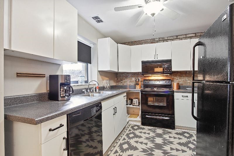 Furnished Finder property 390538_1 photo 21