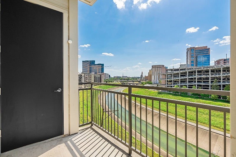 Furnished Finder property 390556_2 photo 10