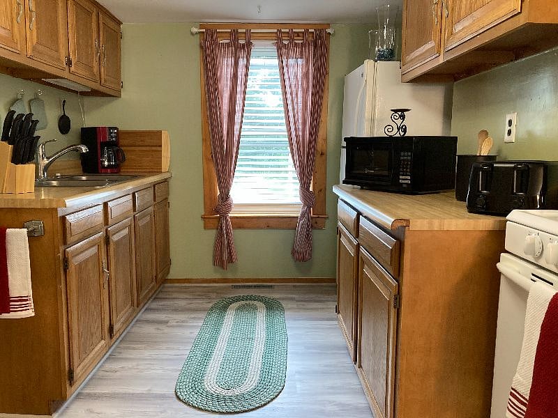 Furnished Finder property 390662_1 photo 21