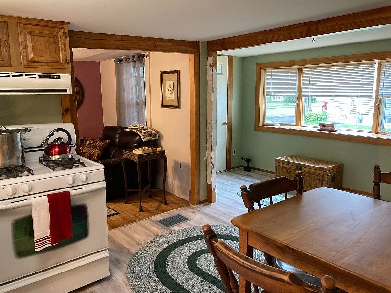 Furnished Finder property 390662_1 photo 24