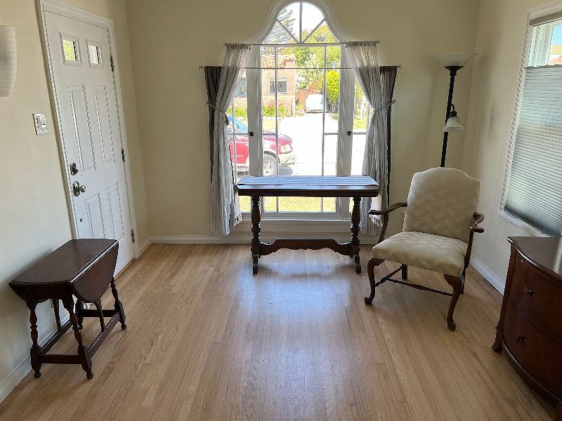 Furnished Finder property 390738_1 photo 8