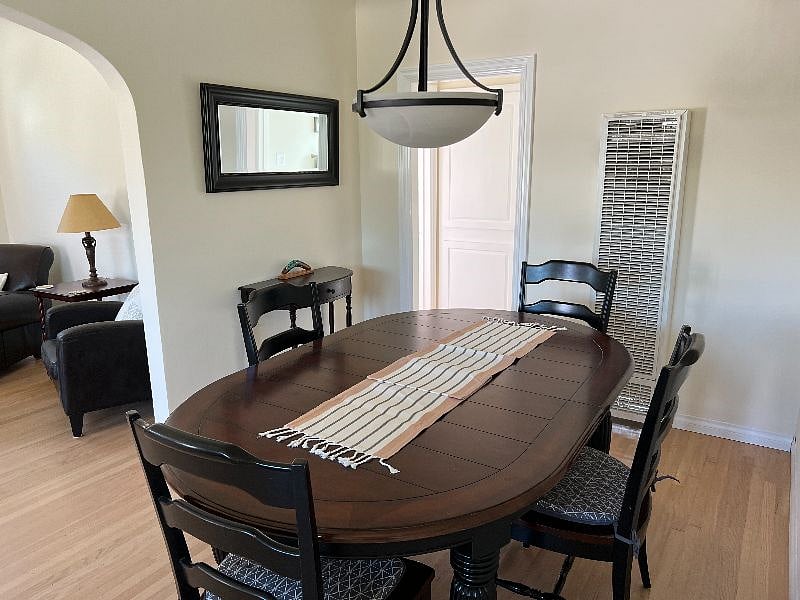Furnished Finder property 390738_1 photo 11