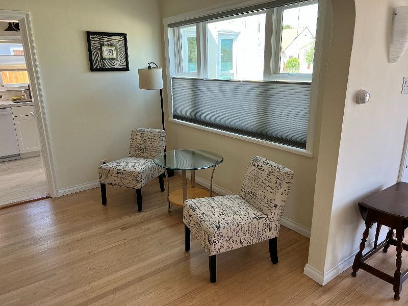 Furnished Finder property 390738_1 photo 12