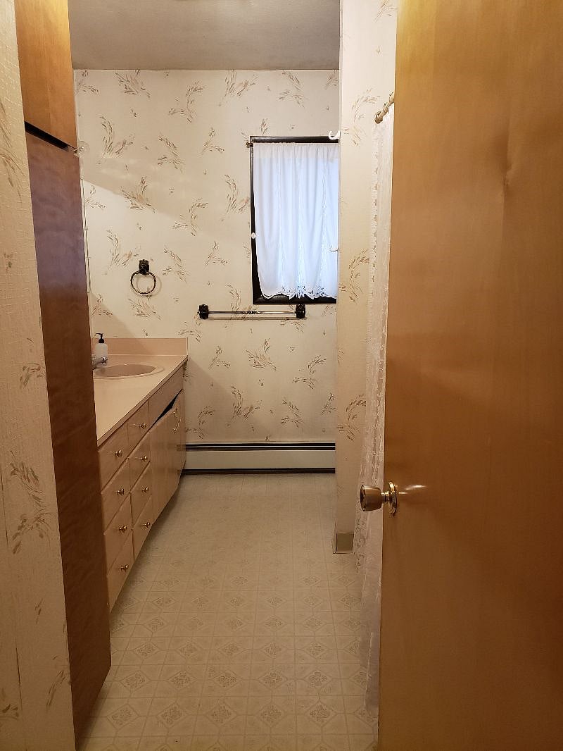 Furnished Finder property 390759_1 photo 3