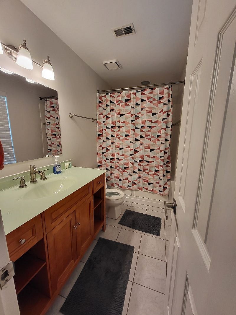 Furnished Finder property 390772_1 photo 10