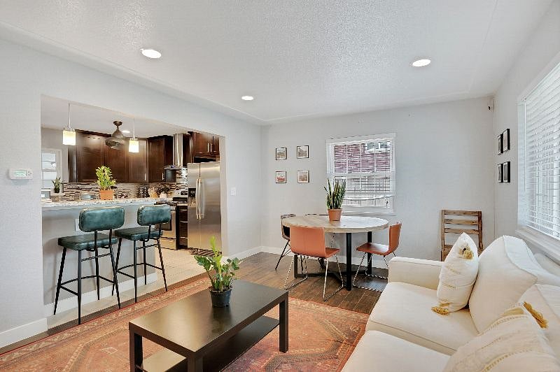 Furnished Finder property 390789_1 photo 14