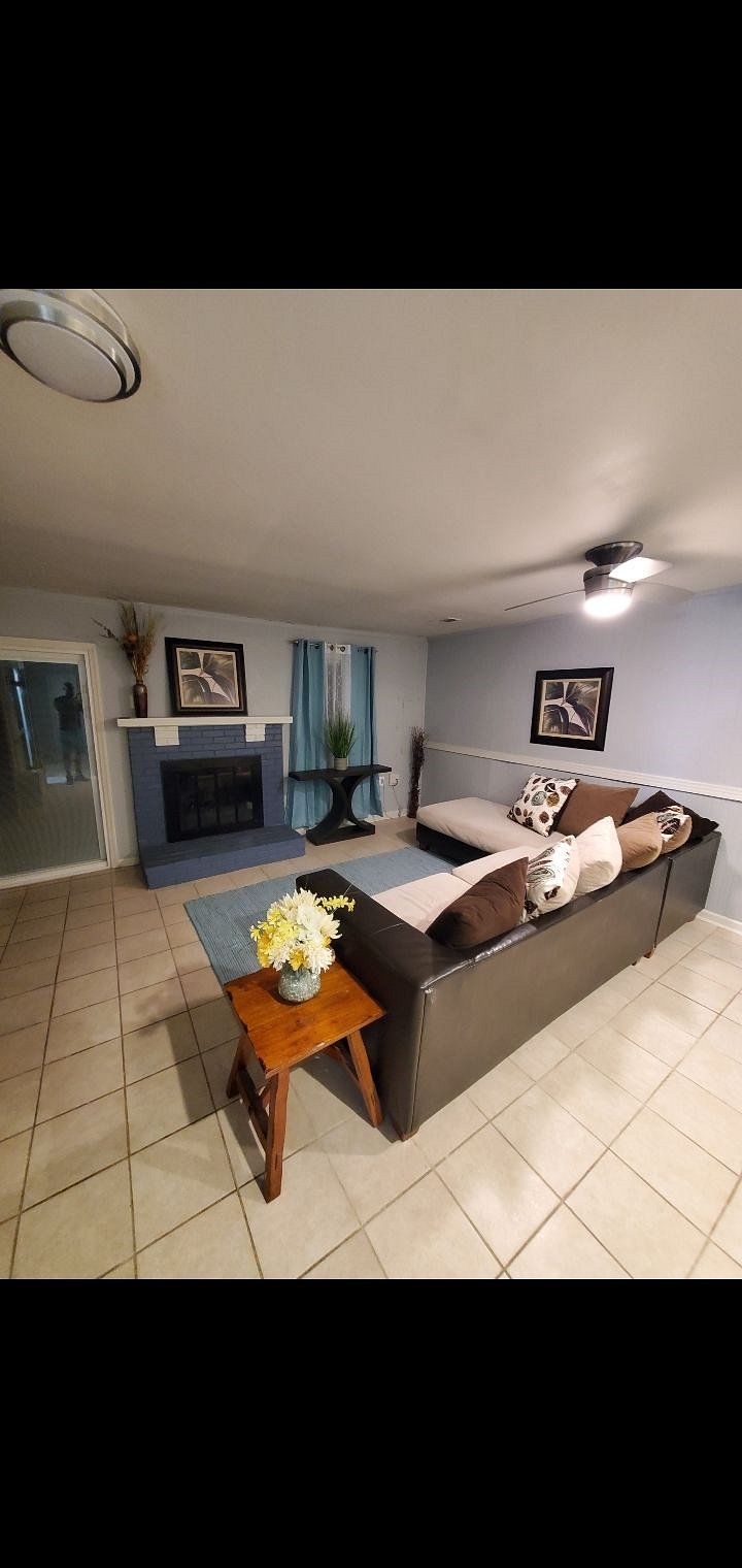 Furnished Finder property 390841_1 photo 4