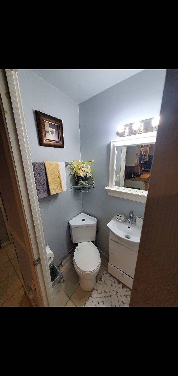 Furnished Finder property 390841_1 photo 17