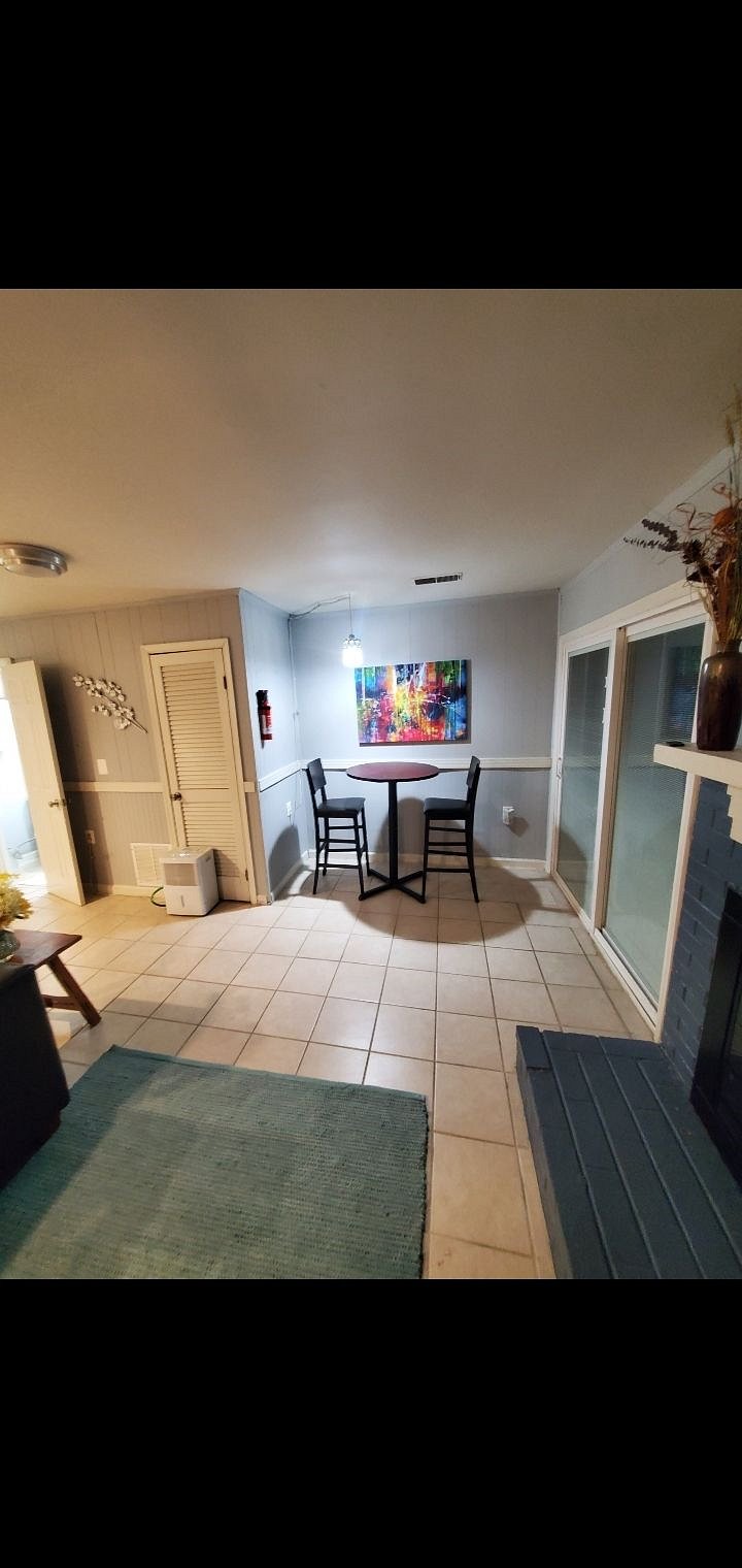 Furnished Finder property 390841_1 photo 8