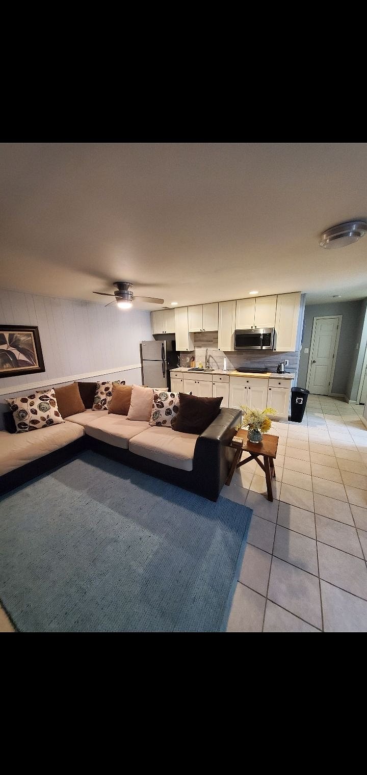 Furnished Finder property 390841_1 photo 23