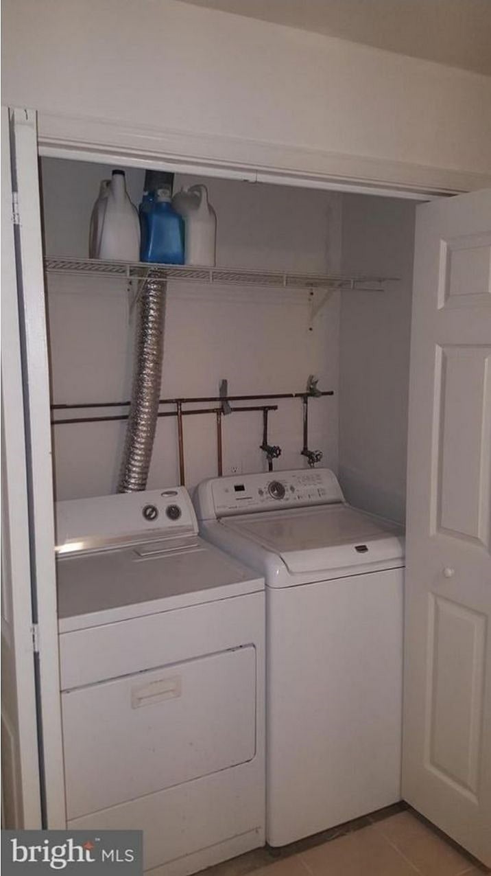 Furnished Finder property 390841_1 photo 22