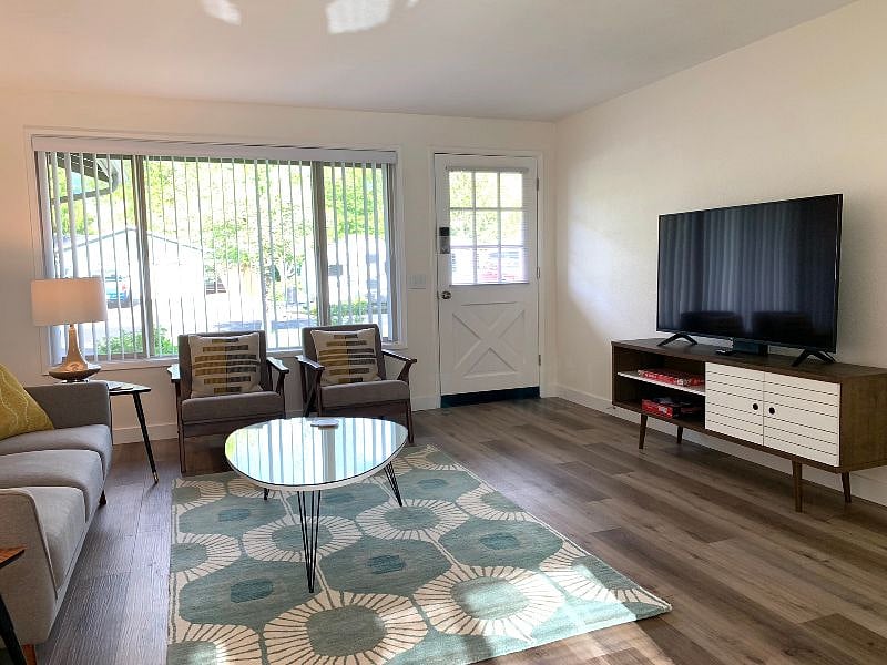 Furnished Finder property 390907_1 photo 6