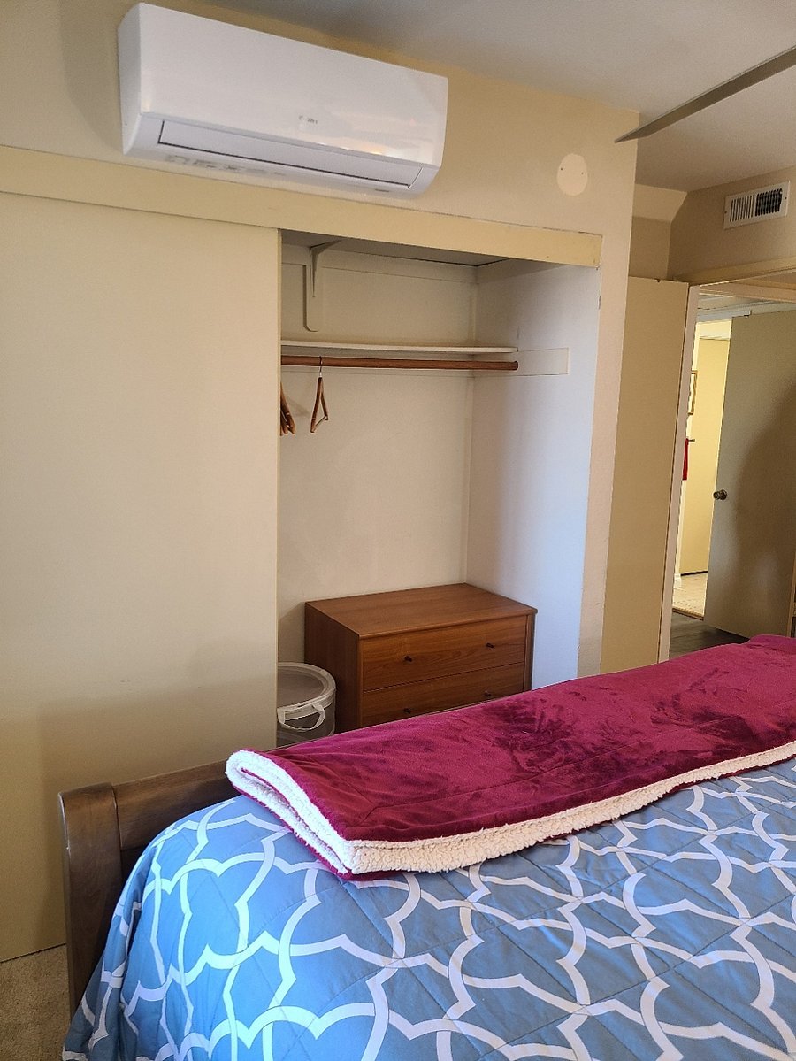 8' Closet with Dresser