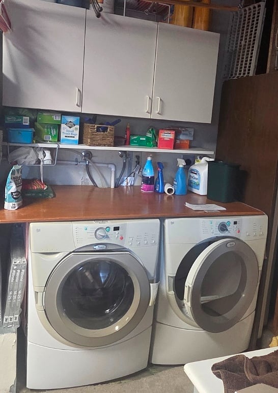 Washer and Dryer in the Garage - Available 24/7