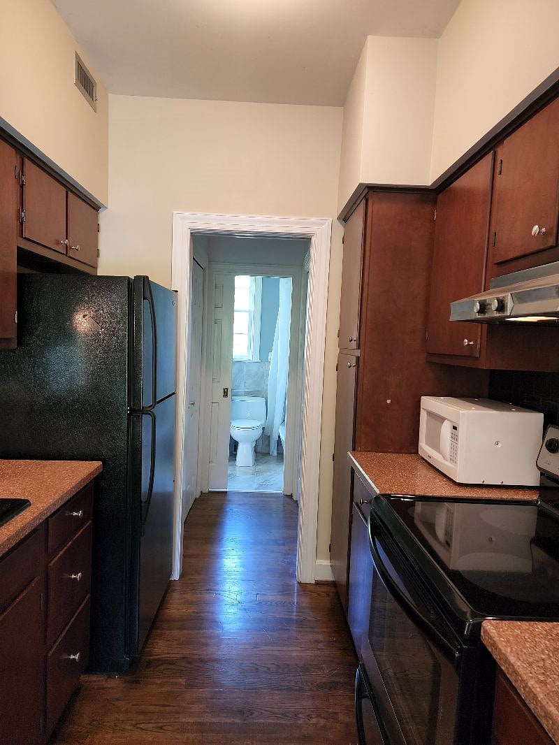 Furnished Finder property 390927_1 photo 3