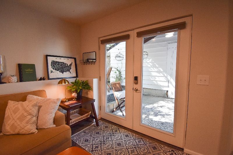 Furnished Finder property 390930_1 photo 11