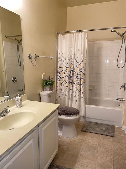 En Suite Bathroom for Bedroom #1