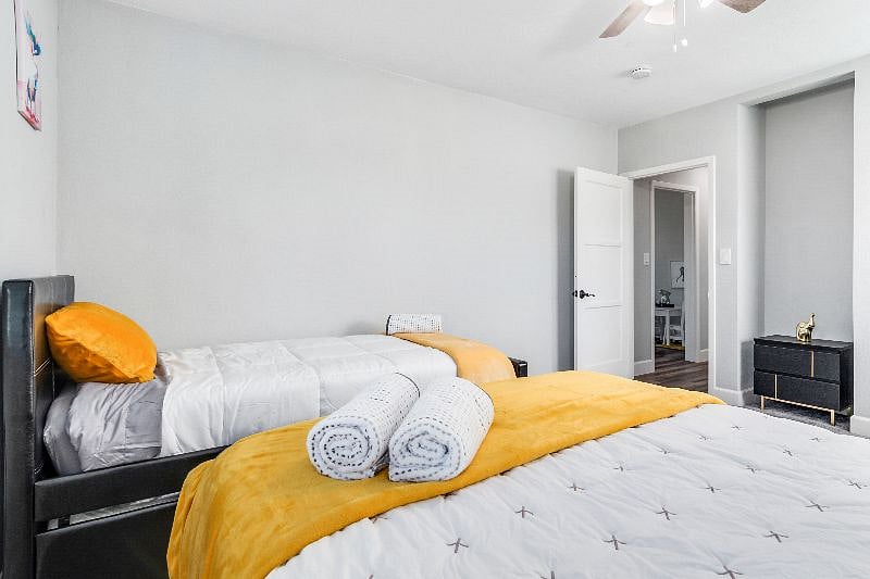 Furnished Finder property 390966_1 photo 12