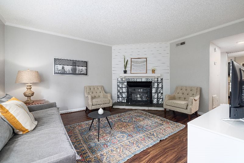 Furnished Finder property 390989_1 photo 12