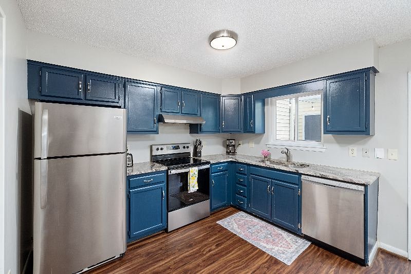 Furnished Finder property 390989_1 photo 17