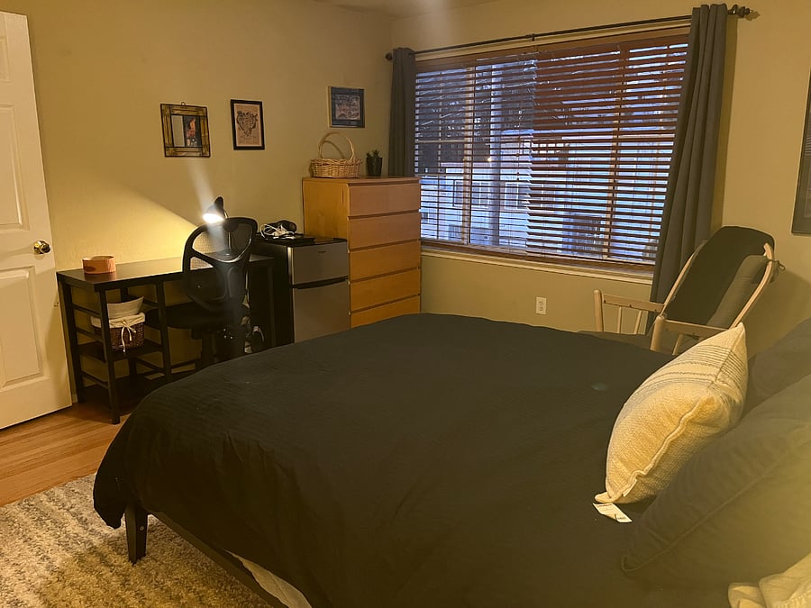 Upstairs queen bedroom