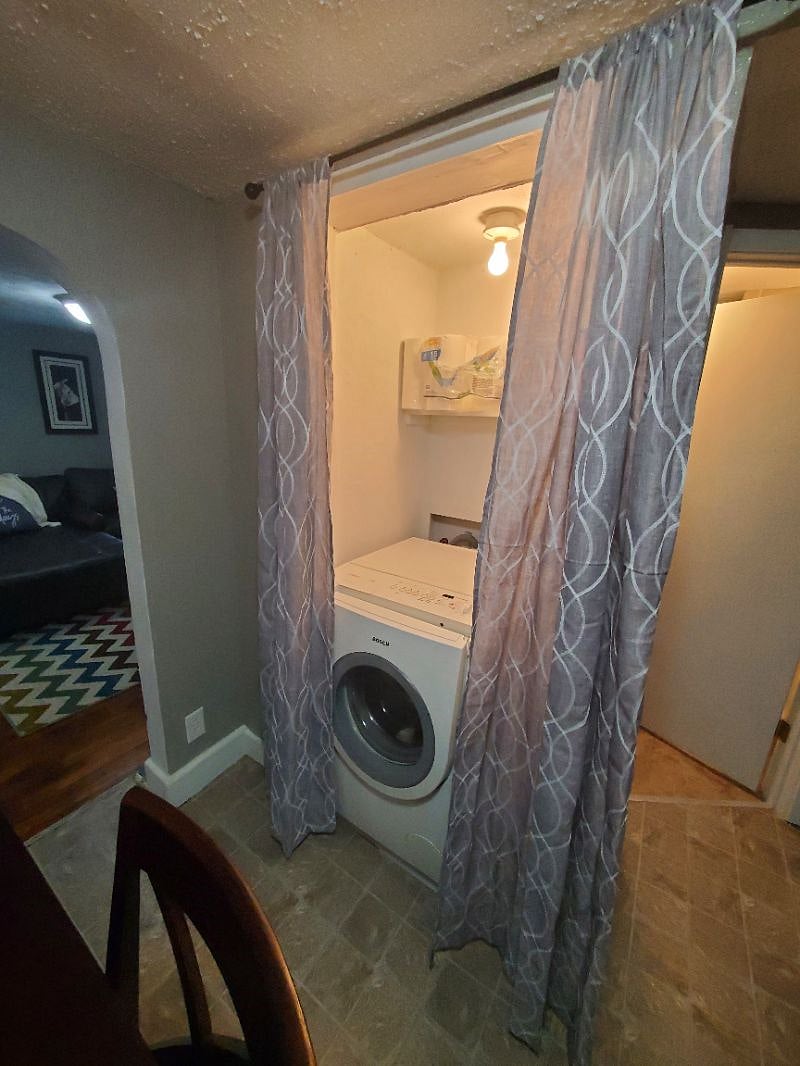 Furnished Finder property 391000_1 photo 10
